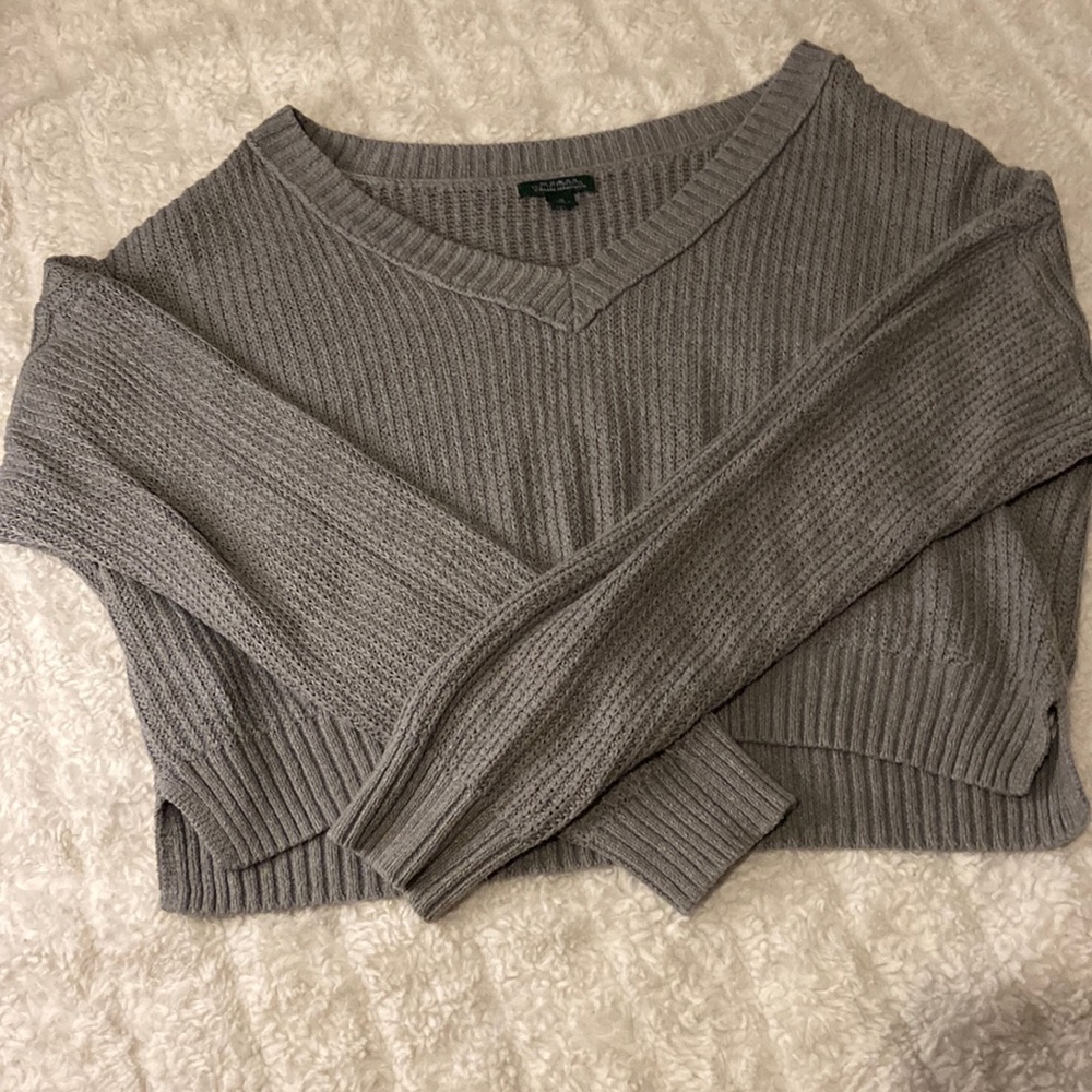 Wild Fable Cropped Sweater. Size: M fits like a small. Color: Grey.
